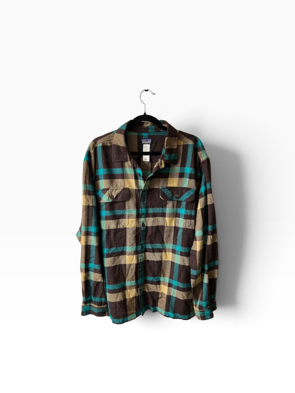Patagonia Men’s Long Sleeved Fjord Flannel Shirt, Large